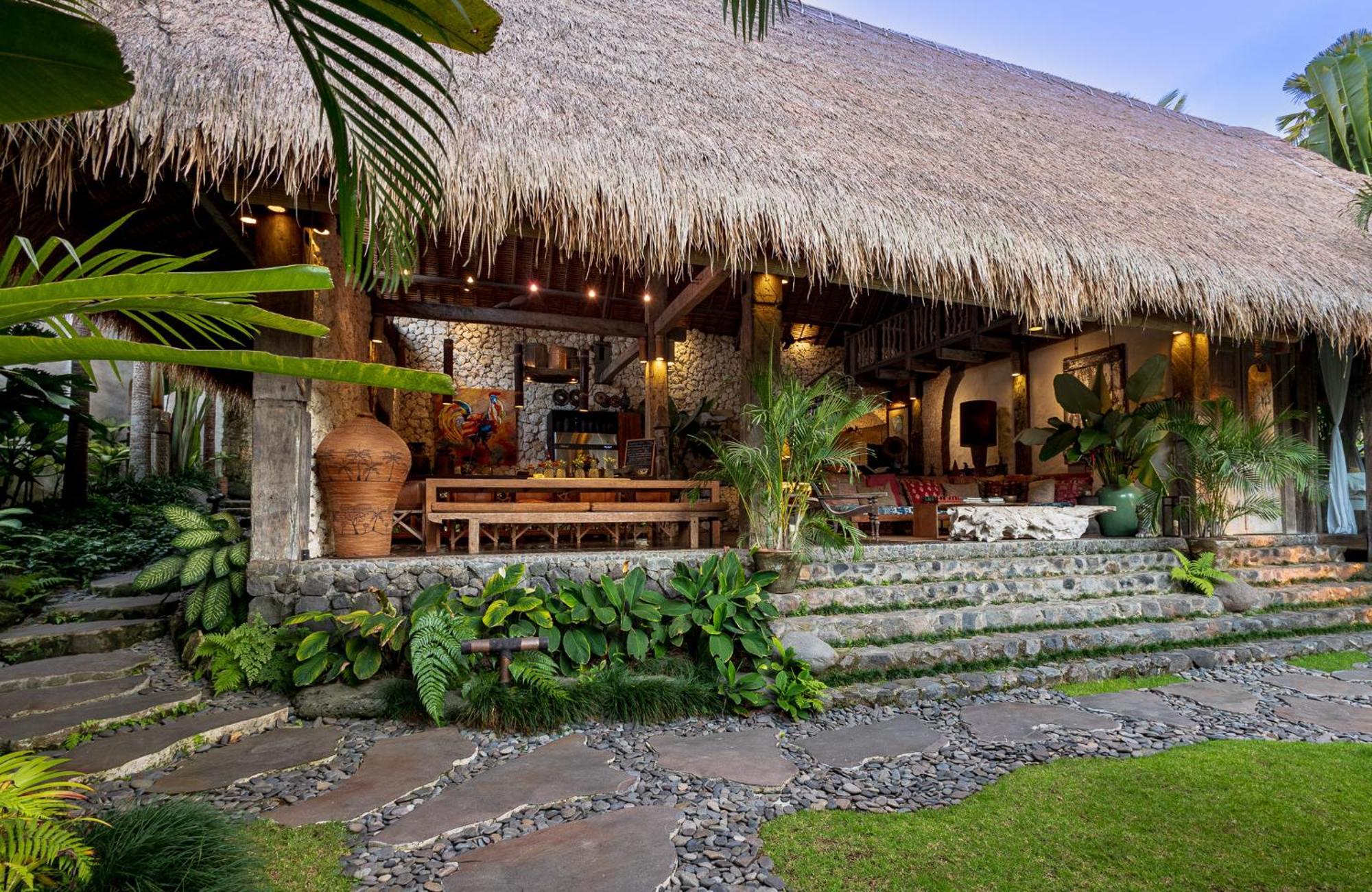 Stone House Hotell Ubud Exteriör bild