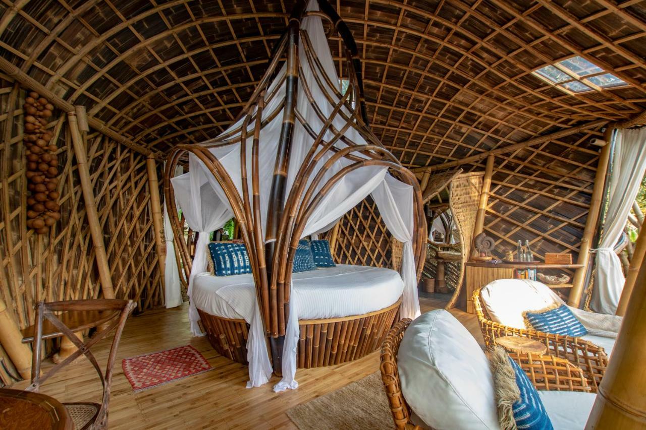 Stone House Hotell Ubud Exteriör bild