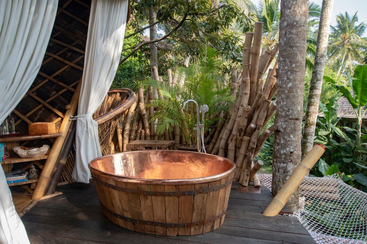 Stone House Hotell Ubud Exteriör bild